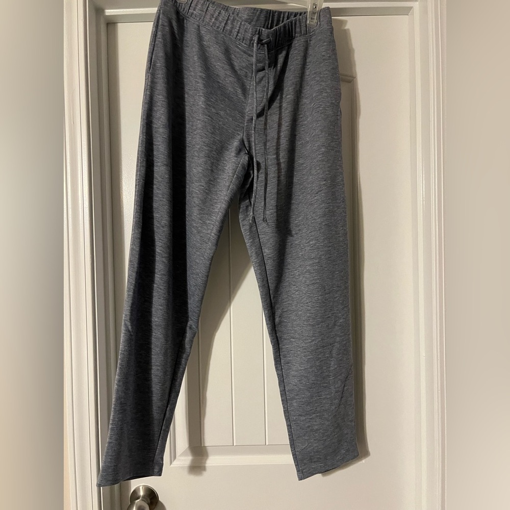 Sweatpants size large new with tags